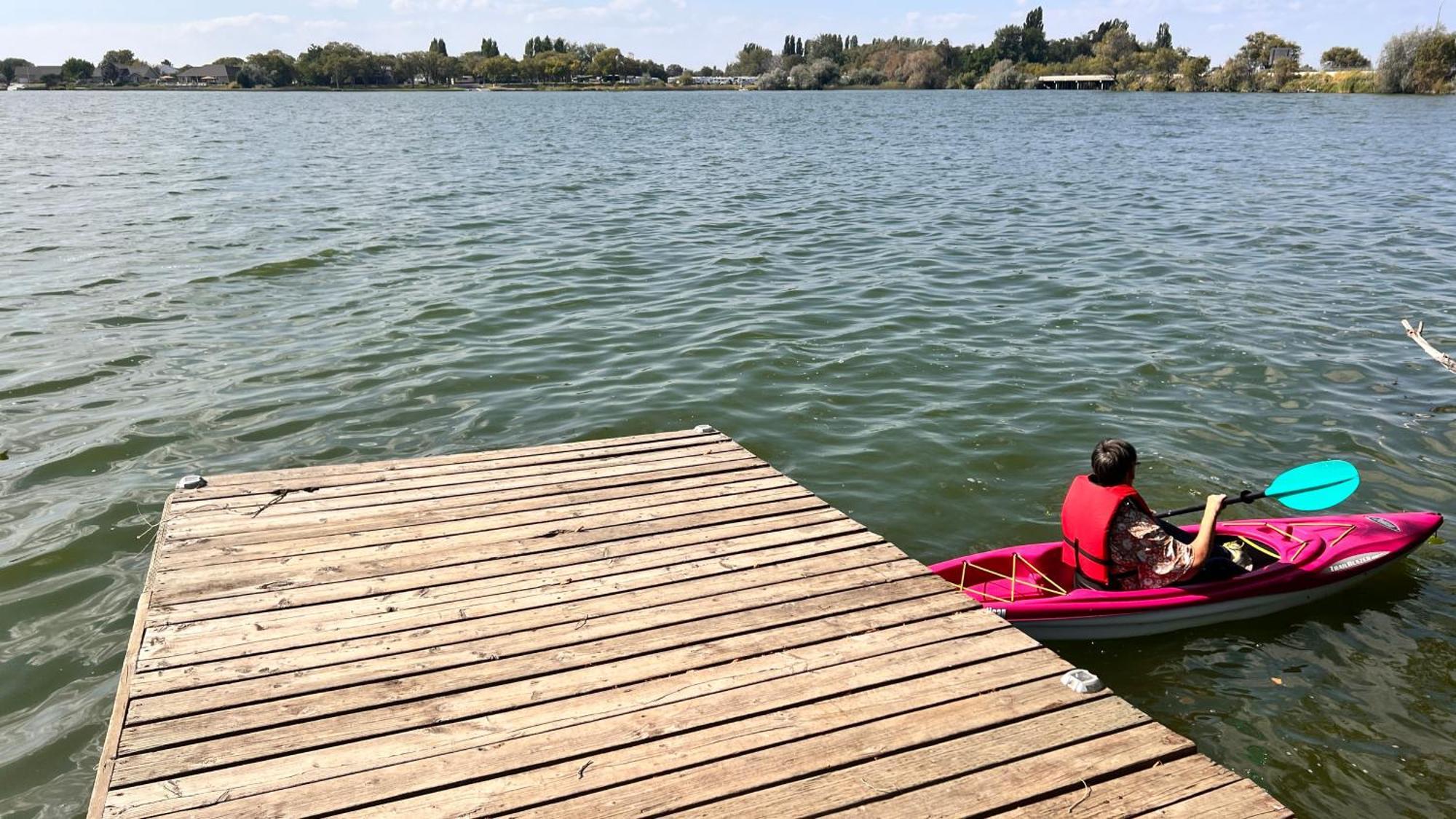Gasthof Lakeshore Water Front